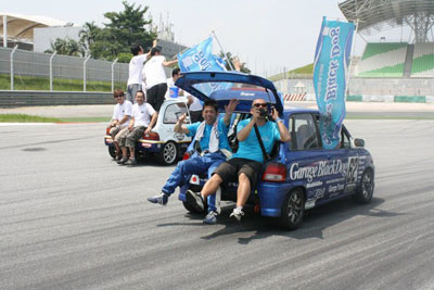 2011 K4-GP SEPANG24H ubNhbO~